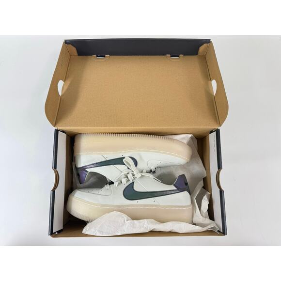 Nike Air Force 1 Sage Low LX AR5409-003 Women’s 8 Spruce Aura White Iridescent - Picture 9 of 10